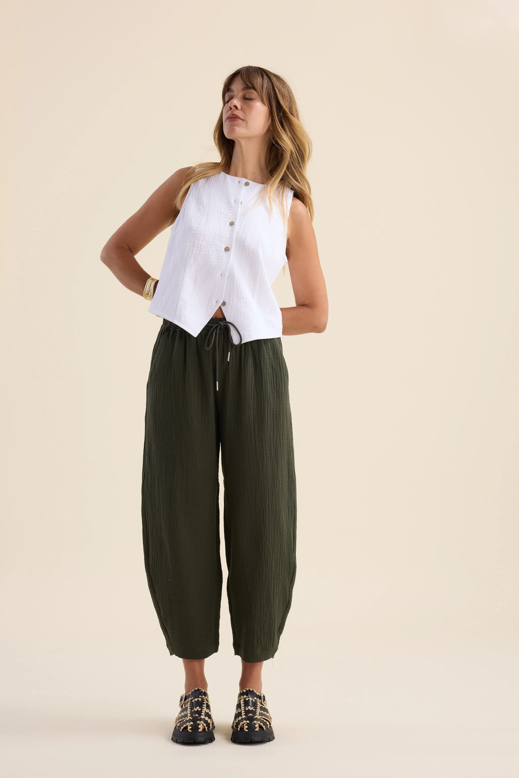 Elementary Textured Balloon Pants - Image 4