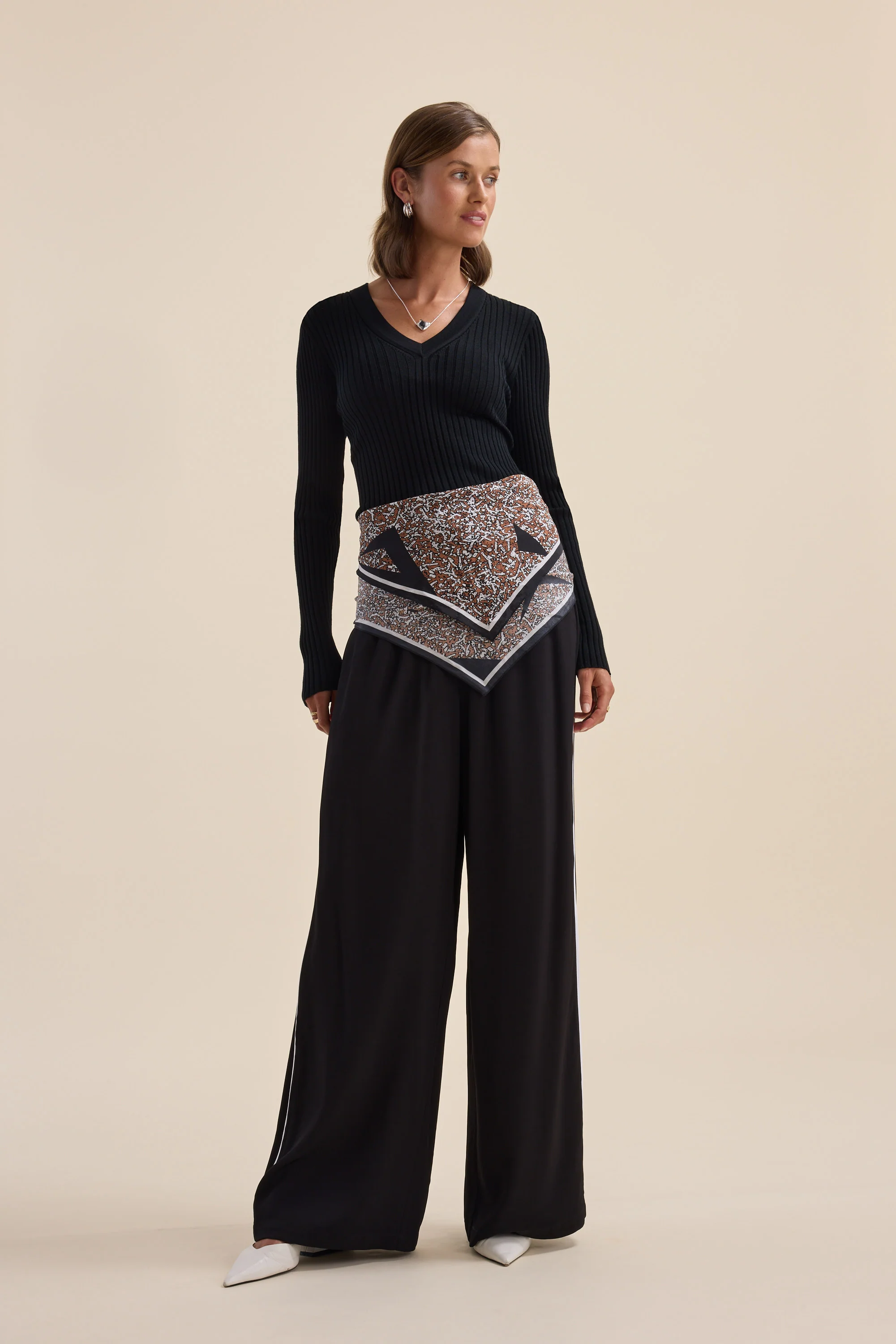 Elementary ZQ Merino V Neck Top - Image 2